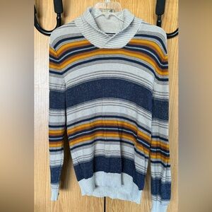 Men’s striped sweater